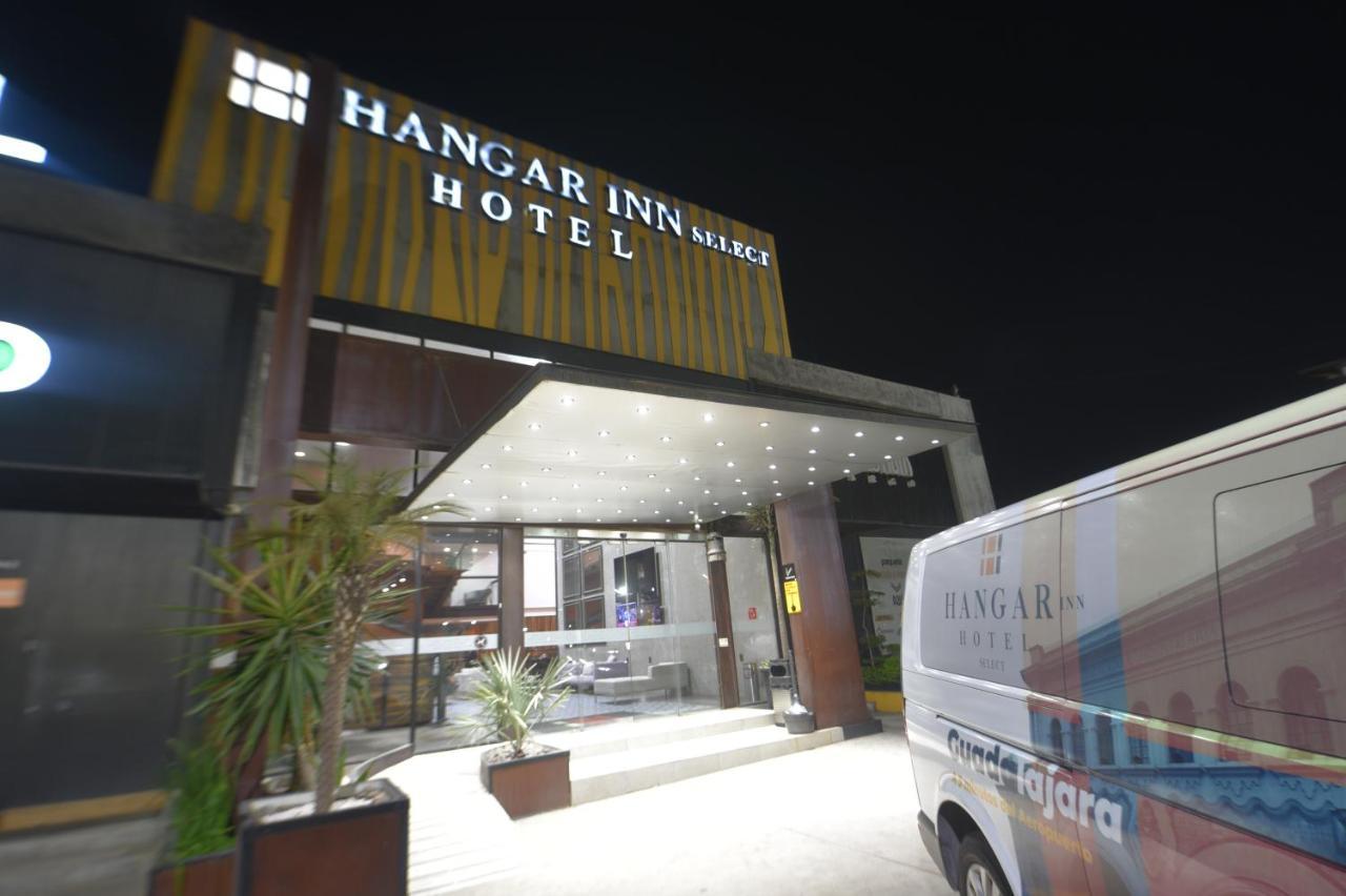 Hangar Select Aeropuerto Guadalajara Las Pintas ภายนอก รูปภาพ